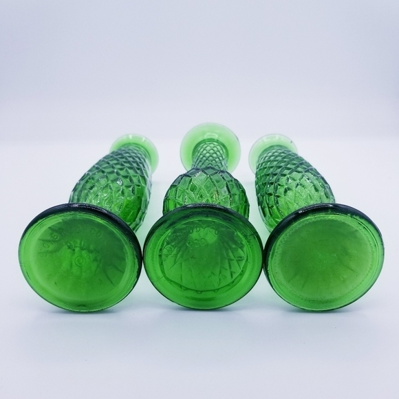 Vintage E.O. Brody Co Emerald Green Glass Bud Vases Diamond Pattern 7-1/2" - Picture 4 of 7